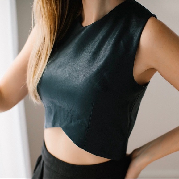 SoldOut11thStreet - Picture 3 of 6